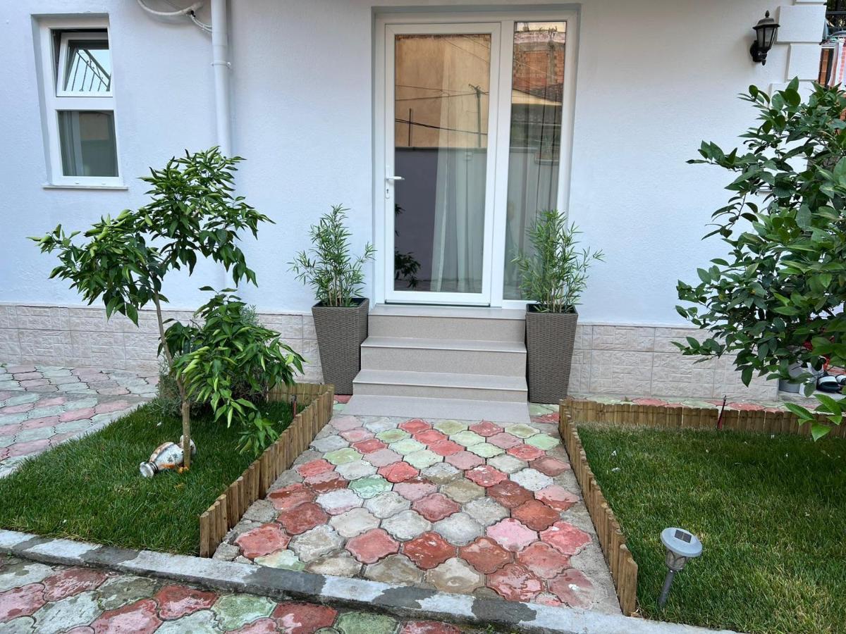 Florent'S Superb Studio, Free Parking & Garden!! Tirana Esterno foto